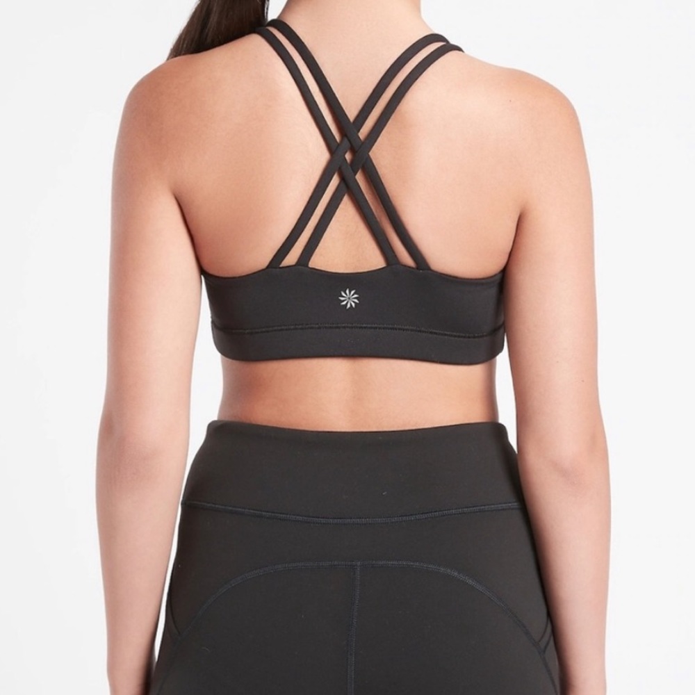 Athleta girl upbeat sports bra Sz small 7
